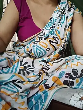 Snapshot of Rosy-B chatting on June 2026 12:10:02 PM Rosy-B online show from June 2026 12:10:02 PM