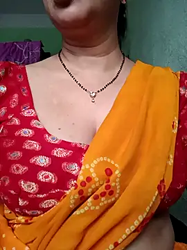 Snapshot of Rosy-B chatting on November 2025 12:37:02 AM Rosy-B online show from November 2025 12:37:02 AM