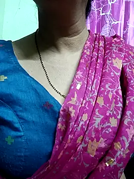 Rosy-B online show from February 2026 09:32:02 PM