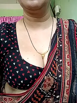 Snapshot of Rosy-B chatting on March 2025 09:38:02 AM Rosy-B online show from March 2025 09:38:02 AM