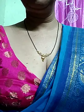 Rosy-B online show from April 2026 10:55:01 PM