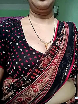 Snapshot of Rosy-B chatting on March 2025 12:37:02 AM Rosy-B online show from March 2025 12:37:02 AM