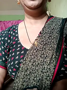 Snapshot of Rosy-B chatting on September 2025 12:28:02 AM Rosy-B online show from September 2025 12:28:02 AM