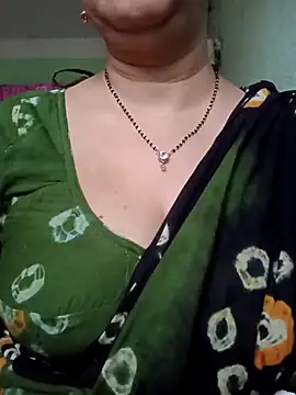 Snapshot of Rosy-B chatting on November 2025 12:50:01 AM Rosy-B online show from November 2025 12:50:01 AM