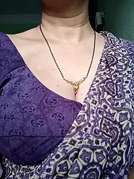 Rosy-B online show from February 2026 01:03:01 AM