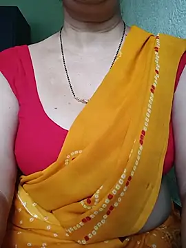 Snapshot of Rosy-B chatting on June 2026 12:32:01 AM Rosy-B online show from June 2026 12:32:01 AM