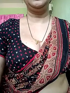 Snapshot of Rosy-B chatting on March 2025 09:56:01 AM Rosy-B online show from March 2025 09:56:01 AM