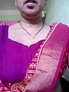 Snapshot of Rosy-B chatting on September 2025 09:48:02 AM Rosy-B online show from September 2025 09:48:02 AM