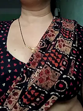 Snapshot of Rosy-B chatting on December 2025 12:55:01 AM Rosy-B online show from December 2025 12:55:01 AM