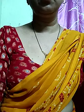 Snapshot of Rosy-B chatting on September 2025 09:24:01 PM Rosy-B online show from September 2025 09:24:01 PM