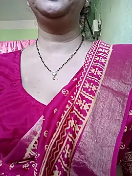 Snapshot of Rosy-B chatting on September 2025 10:00:01 AM Rosy-B online show from September 2025 10:00:01 AM