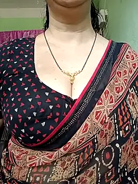 Snapshot of Rosy-B chatting on March 2025 06:52:02 AM Rosy-B online show from March 2025 06:52:02 AM