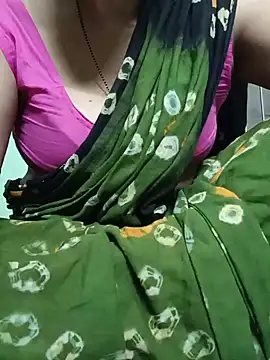 Snapshot of Rosy-B chatting on June 2026 02:01:02 PM Rosy-B online show from June 2026 02:01:02 PM
