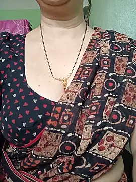 Snapshot of Rosy-B chatting on May 2026 09:49:02 AM Rosy-B online show from May 2026 09:49:02 AM