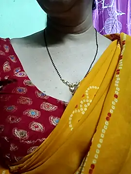 Rosy-B online show from April 2026 09:39:33 PM
