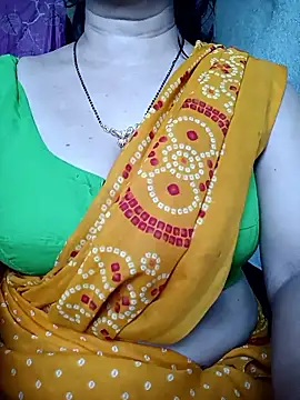 Snapshot of Rosy-B chatting on May 2026 10:00:01 AM Rosy-B online show from May 2026 10:00:01 AM