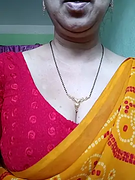 Snapshot of Rosy-B chatting on February 2025 06:53:02 AM Rosy-B online show from February 2025 06:53:02 AM