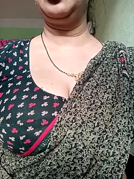 Snapshot of Rosy-B chatting on September 2025 12:28:01 AM Rosy-B online show from September 2025 12:28:01 AM