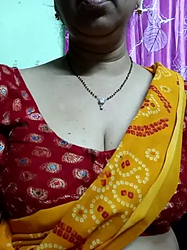 Snapshot of Rosy-B chatting on November 2025 09:30:01 PM Rosy-B online show from November 2025 09:30:01 PM