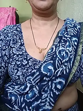 Snapshot of Rosy-B chatting on May 2026 09:49:01 AM Rosy-B online show from May 2026 09:49:01 AM