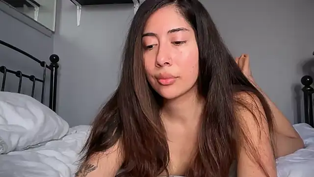 LorenaAnderson online show from May 2026 10:47:02 AM
