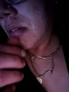 Snapshot of Off_the_Lesh chatting on May 2026 04:03:02 PM Off the Lesh online show from May 2026 04:03:02 PM