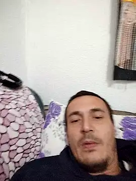 Snapshot of mayk18cm chatting on October 2025 05:23:02 PM mayk18cm online show from October 2025 05:23:02 PM