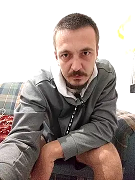 Snapshot of mayk18cm chatting on October 2025 06:30:01 PM mayk18cm online show from October 2025 06:30:01 PM