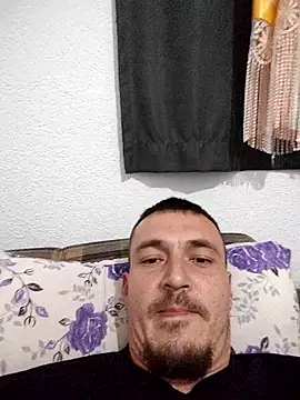 Snapshot of mayk18cm chatting on November 2025 09:40:01 PM mayk18cm online show from November 2025 09:40:01 PM