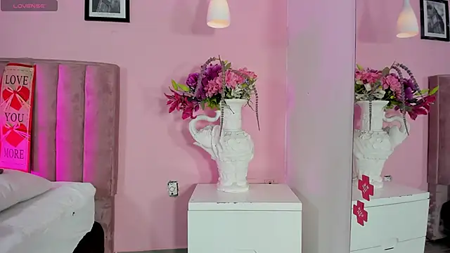 RolyLoren online show from February 2025 10:03:02 PM