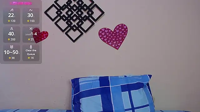 Snapshot of blue_violette_ chatting on March 2025 07:25:01 PM blue violette online show from March 2025 07:25:01 PM