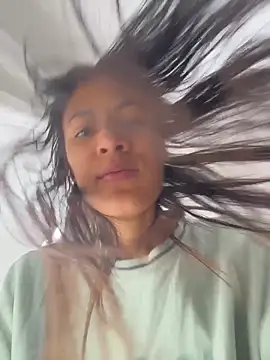 Valentinabaker online show from April 2026 07:00:01 PM