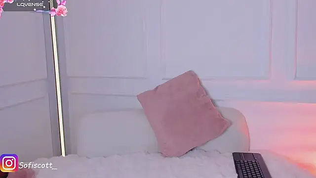 Snapshot of SofiScott_ chatting on February 2026 10:51:02 PM SofiScott online show from February 2026 10:51:02 PM