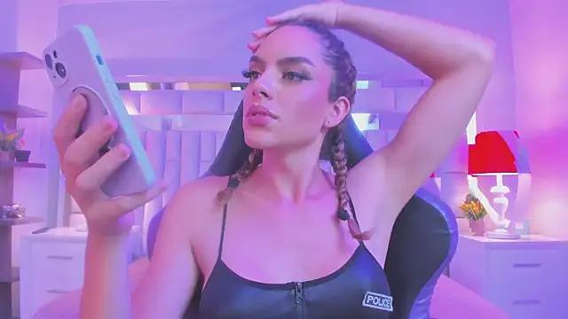 mariiahneedles online show from March 2026 03:43:01 AM