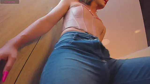 mariiahneedles online show from February 2025 02:19:01 AM