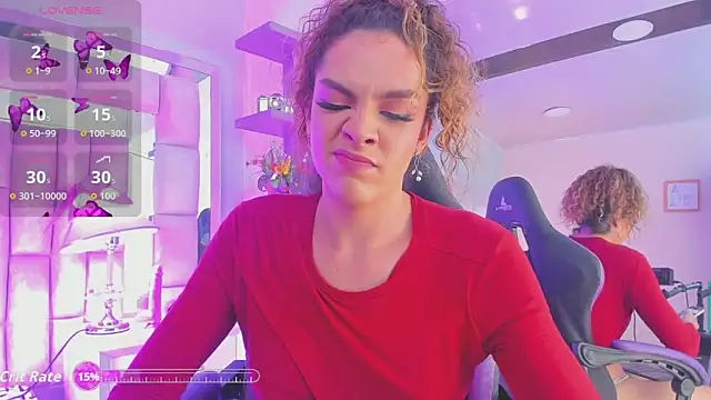 mariiahneedles online show from May 2026 10:06:02 PM