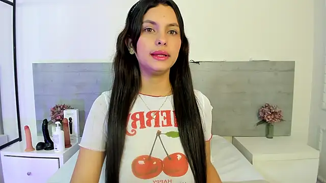 Snapshot of DulceColeman chatting on June 2026 11:21:02 AM DulceColeman online show from June 2026 11:21:02 AM