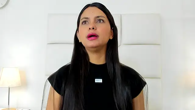 DulceColeman online show from February 2026 11:21:01 AM