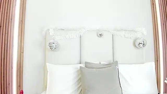 DulceColeman online show from December 2025 11:29:02 PM