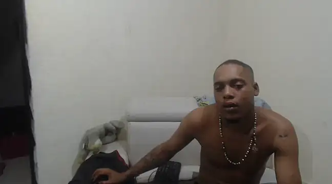 Snapshot of spicycouplex chatting on January 2025 06:03:01 AM spicycouplex online show from January 2025 06:03:01 AM