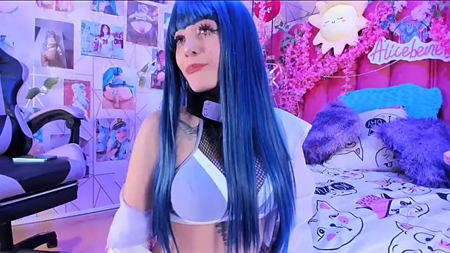 Alicebenett online show from March 2026 10:37:02 PM