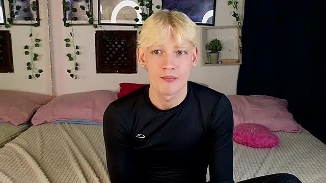 Nick Win online show from January 2025 02:10:01 PM