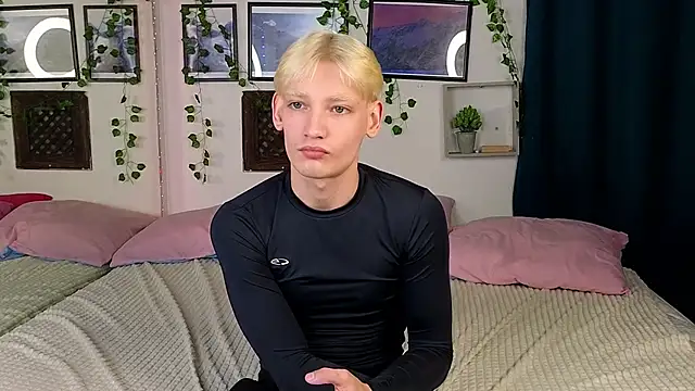 Nick Win online show from January 2025 01:09:02 PM