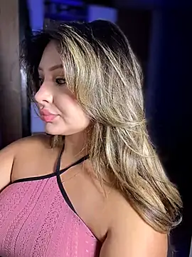 Snapshot of SaraFerreira chatting on March 2026 12:57:01 AM SaraFerreira online show from March 2026 12:57:01 AM