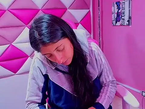 Cameron cutte online show from October 2025 02:37:01 AM