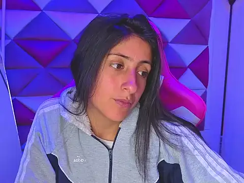 Cameron cutte online show from November 2025 08:45:02 PM