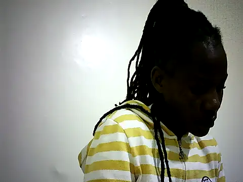 Snapshot of Pierra77 chatting on October 2025 08:41:01 AM Pierra77 online show from October 2025 08:41:01 AM
