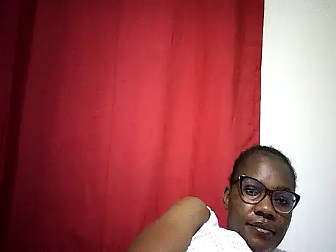 Pierra77 online show from May 2026 07:14:01 AM