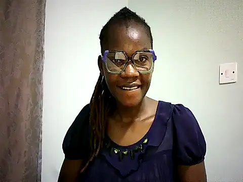 Pierra77 online show from November 2025 12:43:01 AM