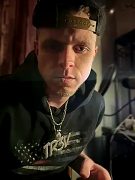 traejddd online show from October 2025 04:54:01 AM